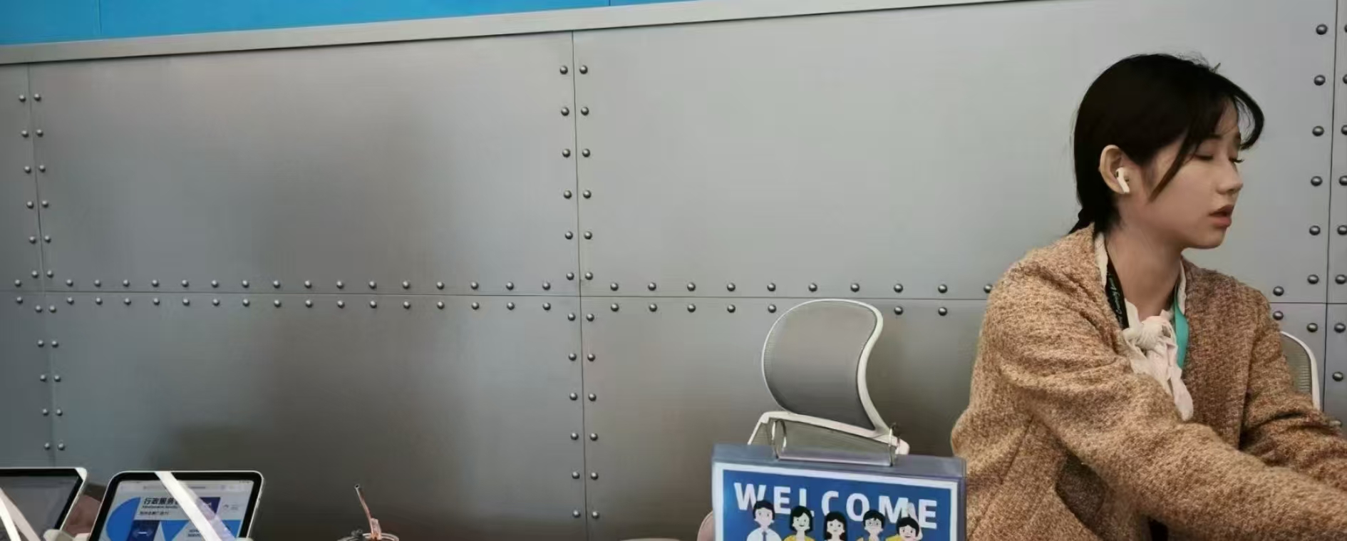 14537b832f92292bad78228e0c43f83b
